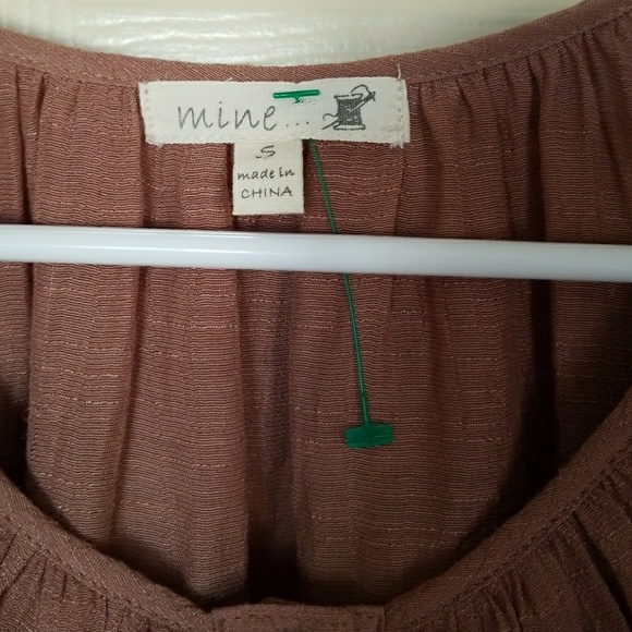 Adorable blouse - Picture 4 of 4